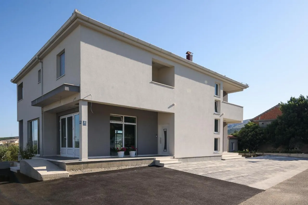 شقة Apartman Franka تروغير